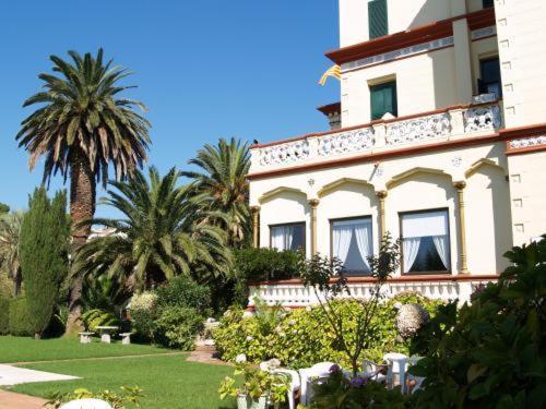 Hotel Hostal Del Sol سان فيليو ذي غيشولس المظهر الخارجي الصورة