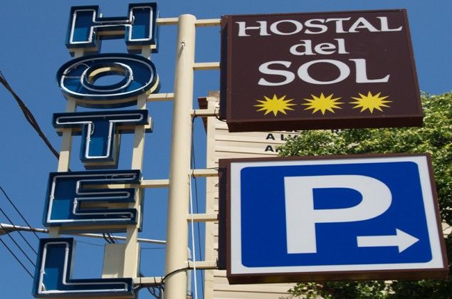 Hotel Hostal Del Sol سان فيليو ذي غيشولس المظهر الخارجي الصورة